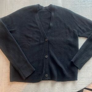 Lululemon Cardigan Sweater. Black Size 8. Excellent Condition WornTwice